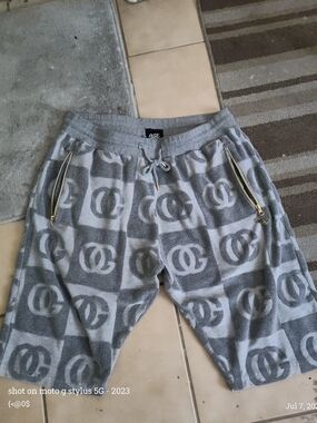 Rock Smith Gray & Light Gray Patterned Men's Jogger Shorts with Gold Zippers